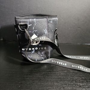HydroJug Sleeve Half‎ Gallon Black Marble Insulated Adjustable Sporty Lanyard